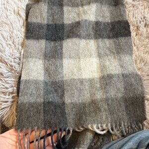 Cozy Plaid Fringe Scarf in Gray and Cream